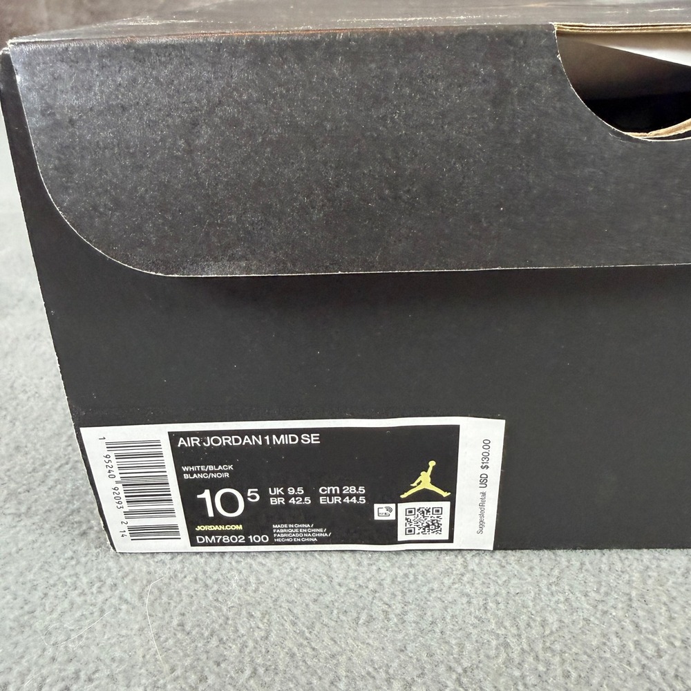 Air Jordan 1 Mid SE Heat Reactive White Black DM7802-100 Mens 10.5 - Picture 10 of 10